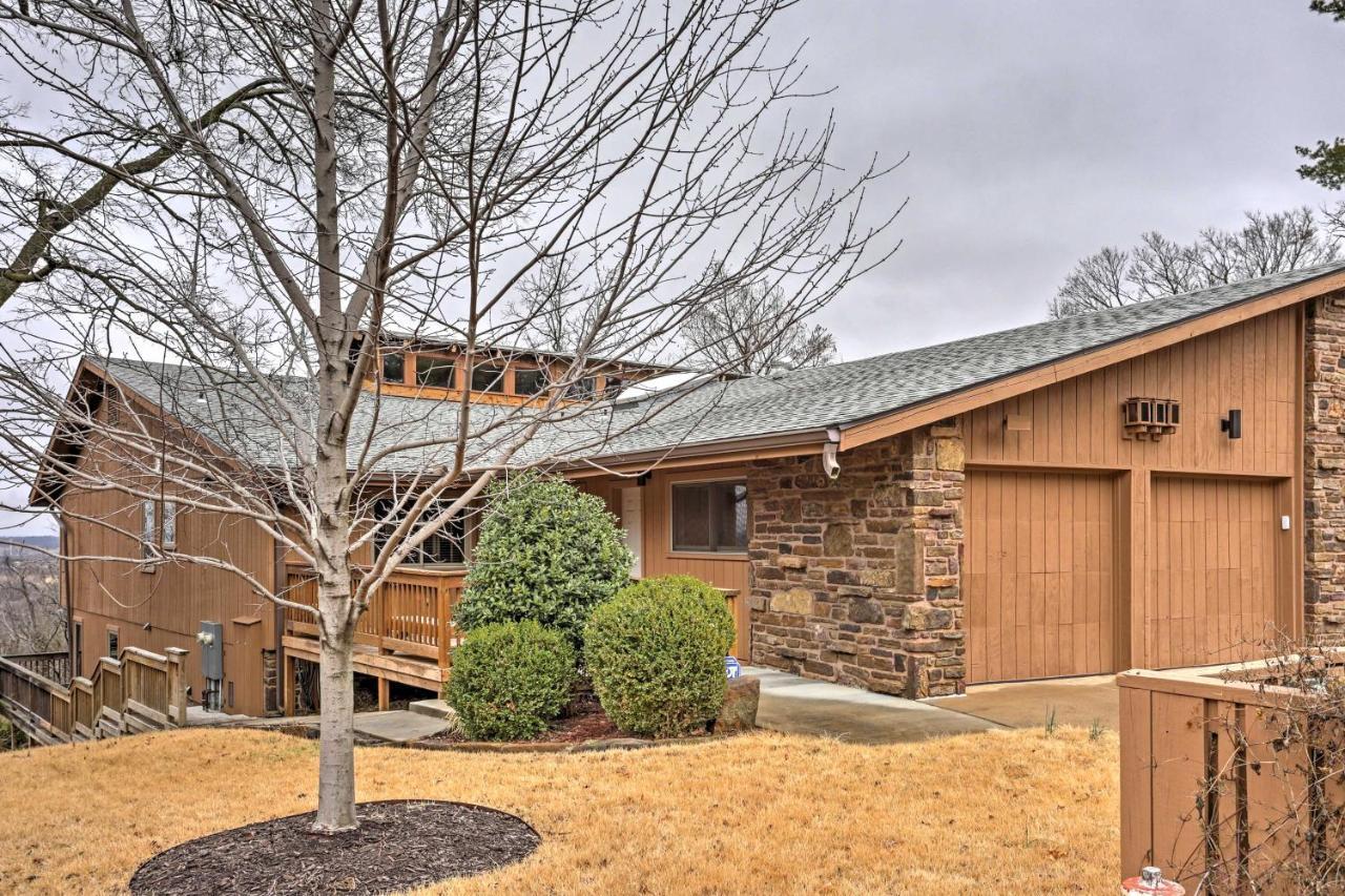 Beautiful Central Fayetteville Townhome With Views! Kültér fotó