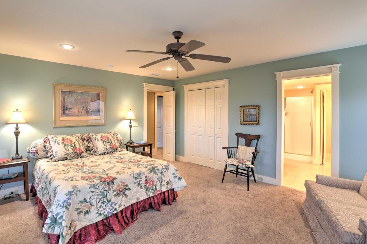 Beautiful Central Fayetteville Townhome With Views! Kültér fotó