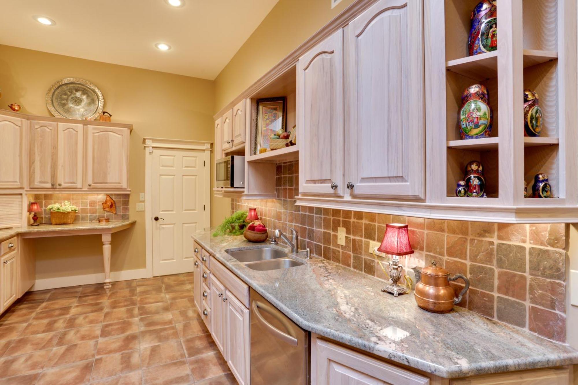 Beautiful Central Fayetteville Townhome With Views! Kültér fotó