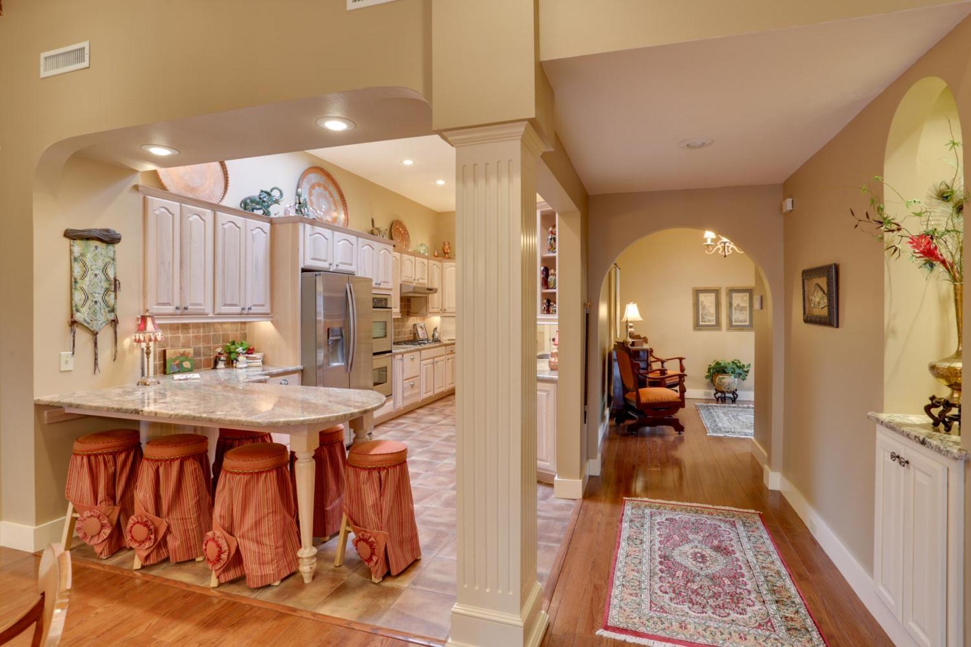 Beautiful Central Fayetteville Townhome With Views! Kültér fotó